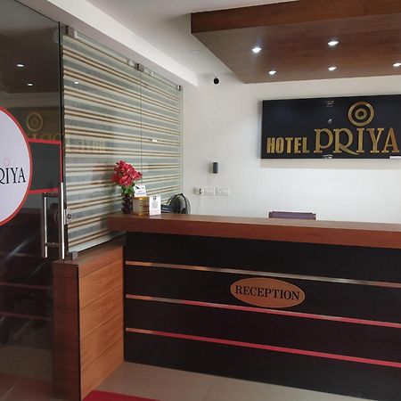 Hotel Priya Chengannur Eksteriør billede